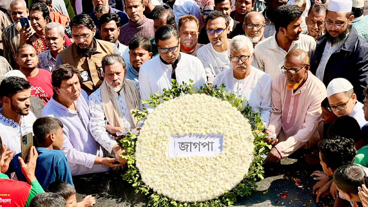 হাসিনা শাসনামলে বুদ্ধিজীবীদের দাবিয়ে রাখা হয়েছিল : রাশেদ প্রধান