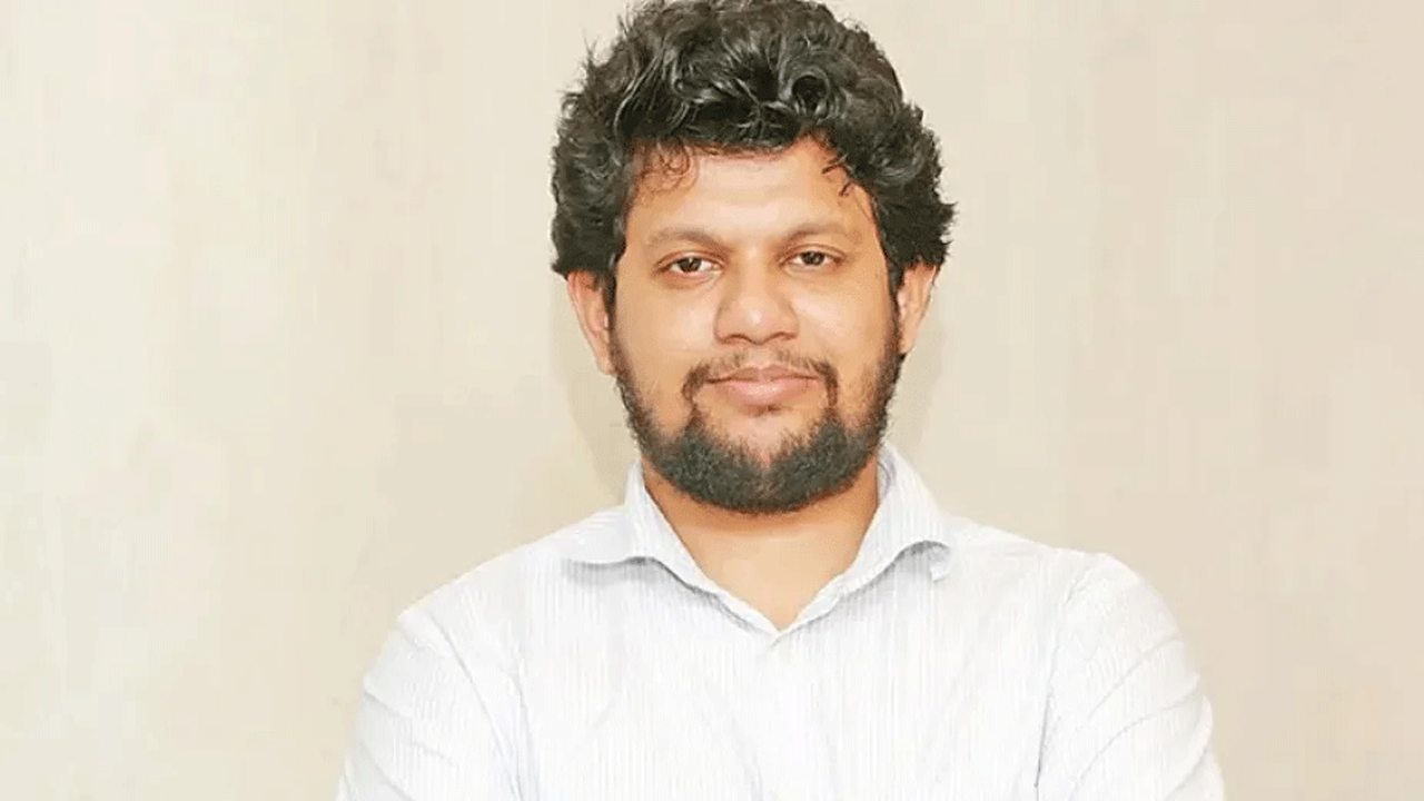 আরেকবার চেষ্টা করে দেখি : মাহফুজ আলম