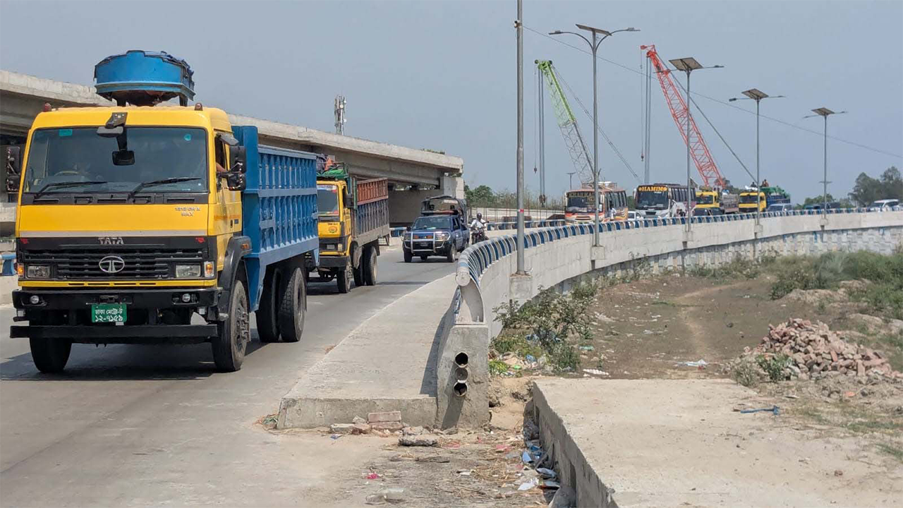 যমুনা সেতুতে ঘণ্টায় ২ হাজার যান পার