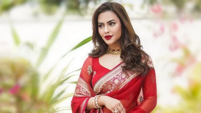 একদিন এক ইঞ্চি মোটা লাগলে নেটিজেনরা পরের দিন মেরে ফেলবে: নুসরাত ফারিয়া