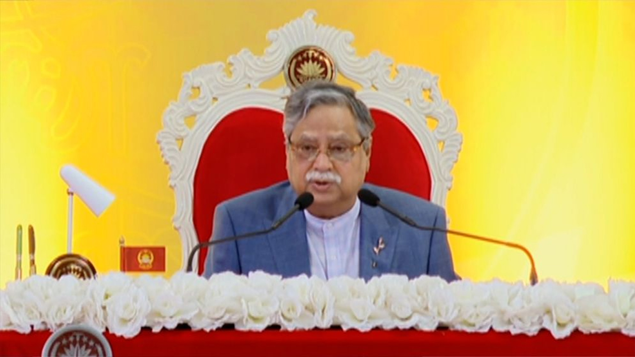 আধুনিক প্রযুক্তিনির্ভর নিরাপত্তা সক্ষমতা বাড়ানোর আহ্বান রাষ্ট্রপতির