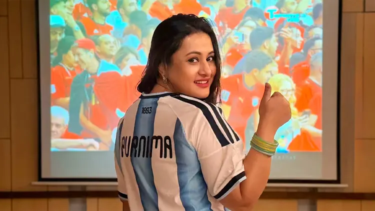 মেসি দেখিয়ে দিলেন চ্যাম্পিয়নদের হৃদস্পন্দন কেমন হয় : পূর্ণিমা