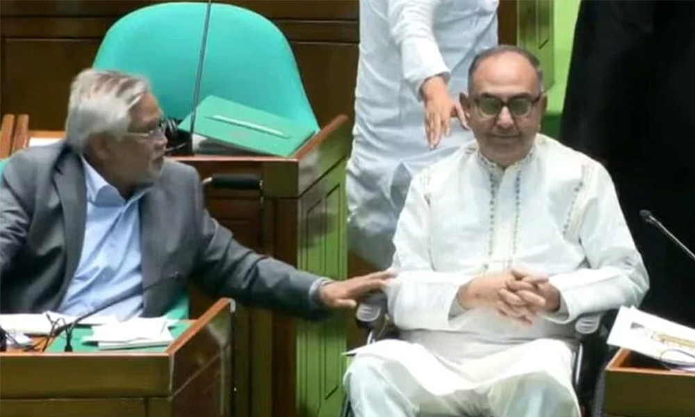 সংসদ অধিবেশনে যোগ দিলেন মির্জা আব্বাস